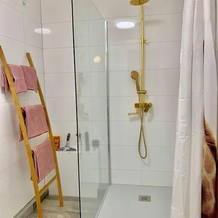 Melvyn Chanael - Proche Gare