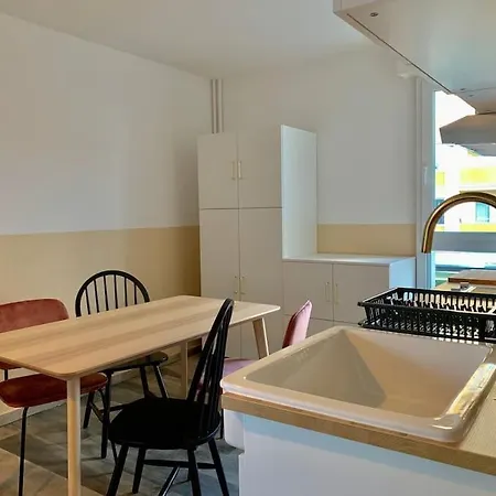 Melvyn Chanael - Proche Gare サン・ルイ