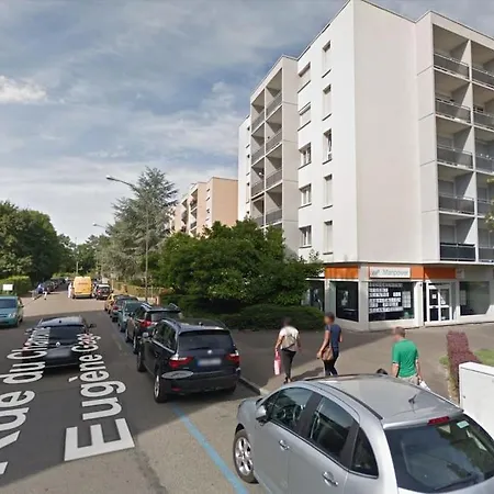 Melvyn Chanael - Proche Gare アパート サン・ルイ